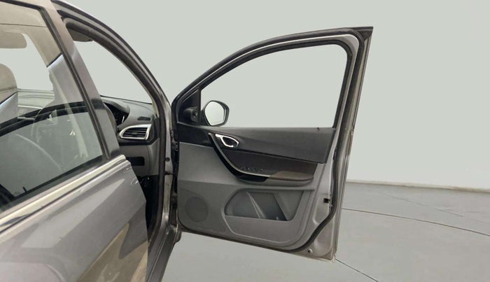 2018 Tata TIGOR XZ PLUS PETROL, Petrol, Manual, 44,467 km, RHS Front Door