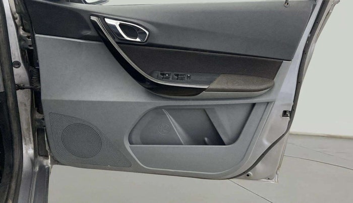 2018 Tata TIGOR XZ PLUS PETROL, Petrol, Manual, 44,467 km, Driver Side Door Panels Control