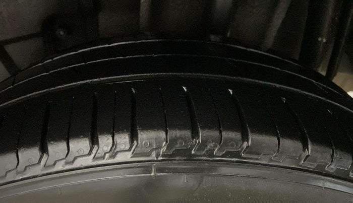 2018 Tata TIGOR XZ PLUS PETROL, Petrol, Manual, 44,467 km, Left Rear Tyre Tread