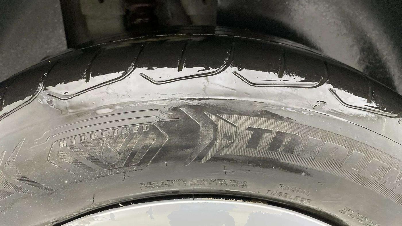 2023 KIA SELTOS HTE 1.5 PETROL, Petrol, Manual, 49,966 km, Right Rear Tyre Tread