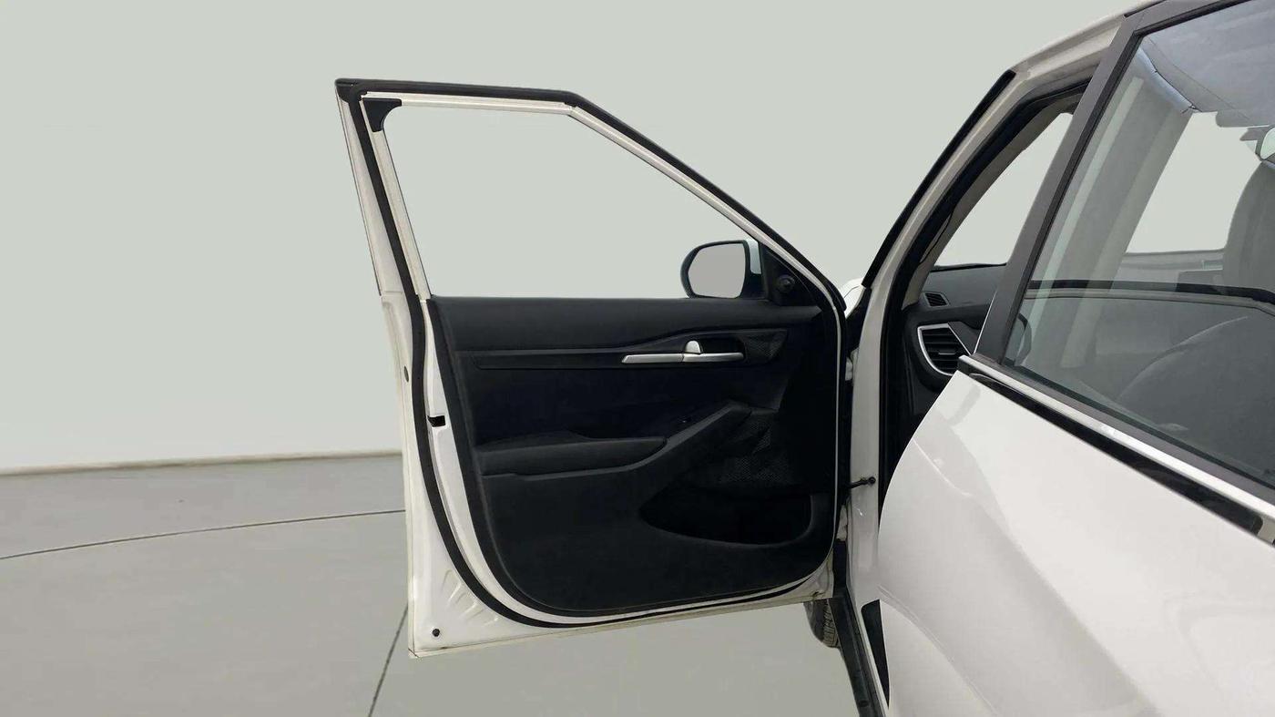 2023 KIA SELTOS HTE 1.5 PETROL, Petrol, Manual, 49,966 km, LHS Front Door