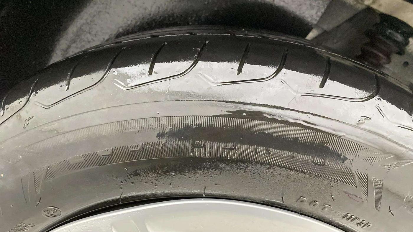 2023 KIA SELTOS HTE 1.5 PETROL, Petrol, Manual, 49,966 km, Left Rear Tyre Tread