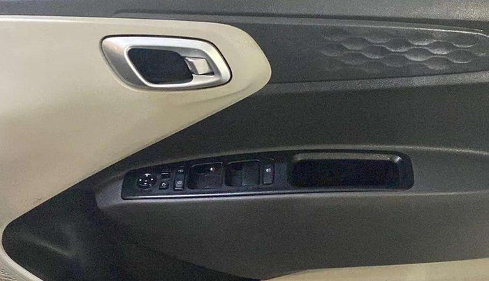 2023 Hyundai AURA SX 1.2 (O), Petrol, Manual, 40,179 km, Driver Side Door Panels Control