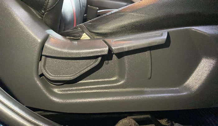 2023 Hyundai AURA SX 1.2 (O), Petrol, Manual, 40,179 km, Driver Side Adjustment Panel