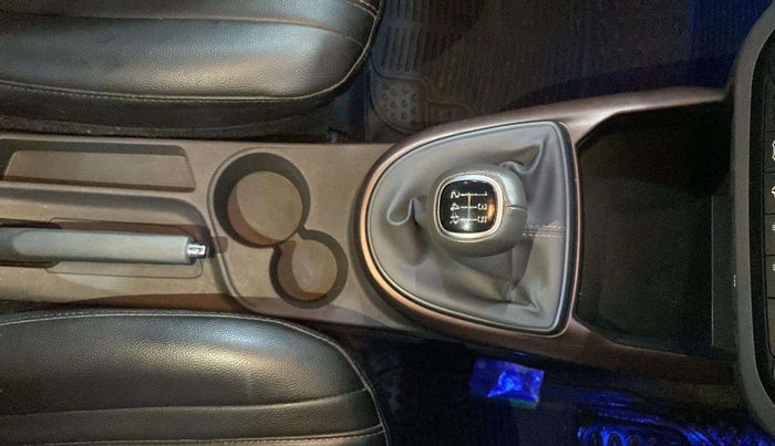 2023 Hyundai AURA SX 1.2 (O), Petrol, Manual, 40,179 km, Gear Lever