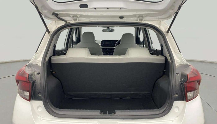 2023 Hyundai GRAND I10 NIOS MAGNA 1.2 KAPPA VTVT, Petrol, Manual, 20,504 km, Boot Open Zoomed View