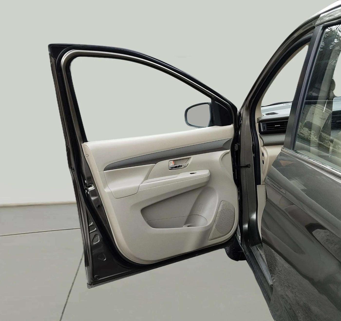 2020 Maruti Ertiga VXI CNG, CNG, Manual, 65,364 km, LHS Front Door