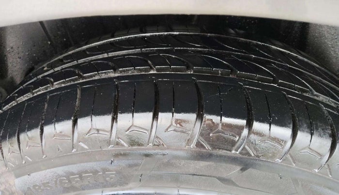 2020 Maruti Ertiga VXI CNG, CNG, Manual, 65,364 km, Left Rear Tyre Tread
