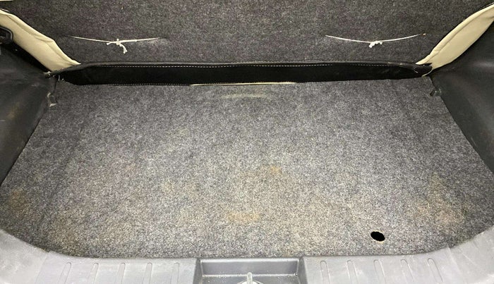 2016 Maruti Alto K10 VXI AMT, Petrol, Automatic, 28,515 km, Boot Inside
