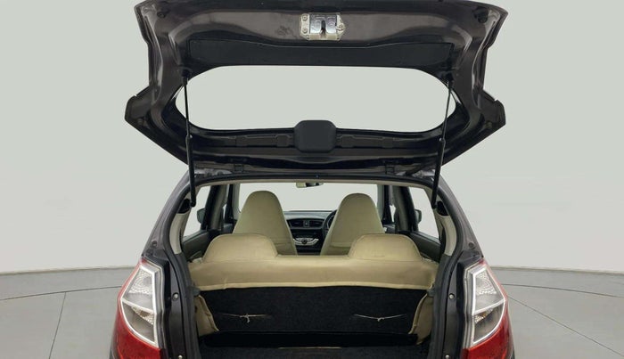 2016 Maruti Alto K10 VXI AMT, Petrol, Automatic, 28,515 km, Boot Door Open