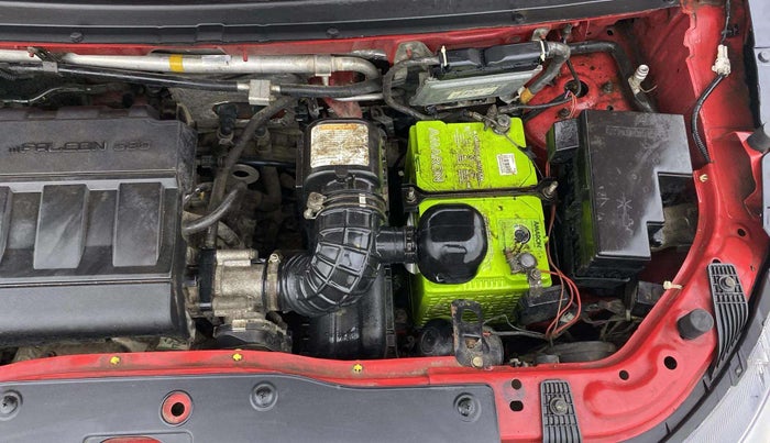 2018 Mahindra KUV 100 NXT K4+ P 6 STR, Petrol, Manual, 33,799 km, Engine View - Left