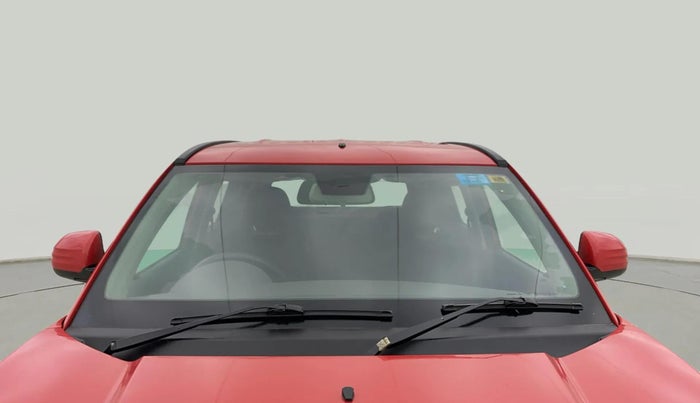 2018 Mahindra KUV 100 NXT K4+ P 6 STR, Petrol, Manual, 33,799 km, Front Windshield
