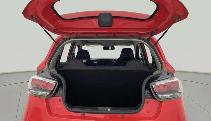 2018 Mahindra KUV 100 NXT K4+ P 6 STR, Petrol, Manual, 33,799 km, Boot Open Zoomed View