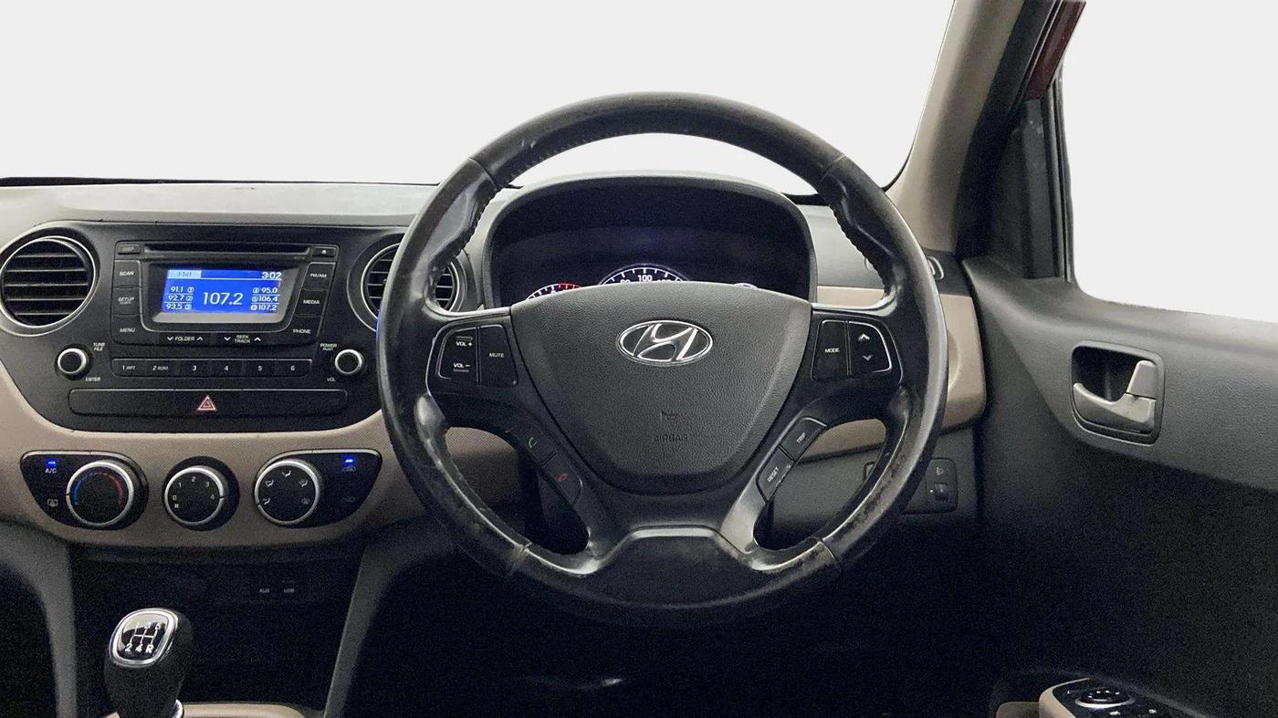 2014 Hyundai Grand i10 ASTA (O) 1.2 KAPPA VTVT, Petrol, Manual, 50,438 km, Steering Wheel Close Up