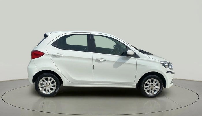 2017 Tata Tiago XZA PETROL, Petrol, Automatic, 46,533 km, Right Side View