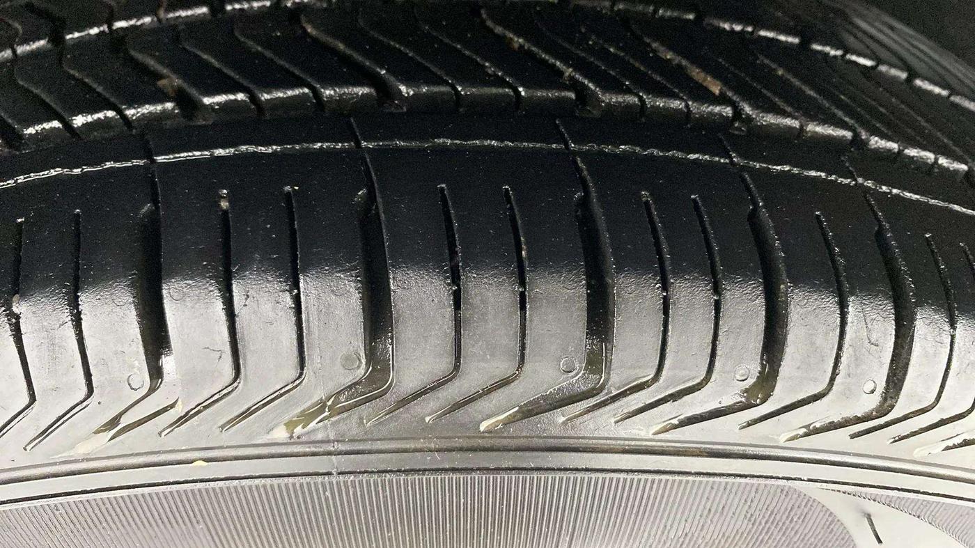2022 Maruti Dzire VXI, Petrol, Manual, 67,724 km, Right Rear Tyre Tread