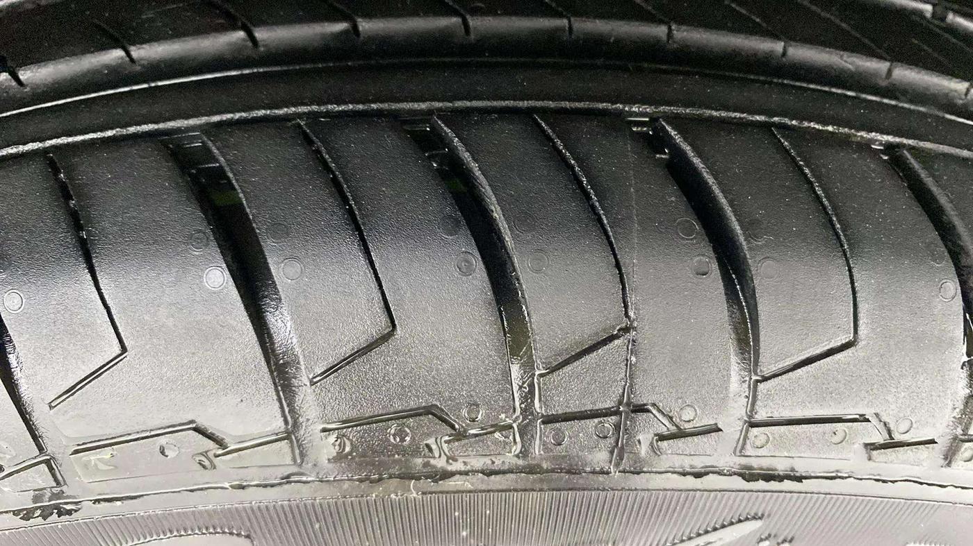2022 Maruti Dzire VXI, Petrol, Manual, 67,724 km, Right Front Tyre Tread