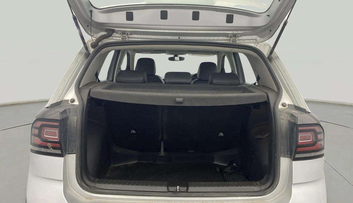 2022 Volkswagen TAIGUN TOPLINE 1.0 TSI MT, Petrol, Manual, 53,858 km, Boot Inside