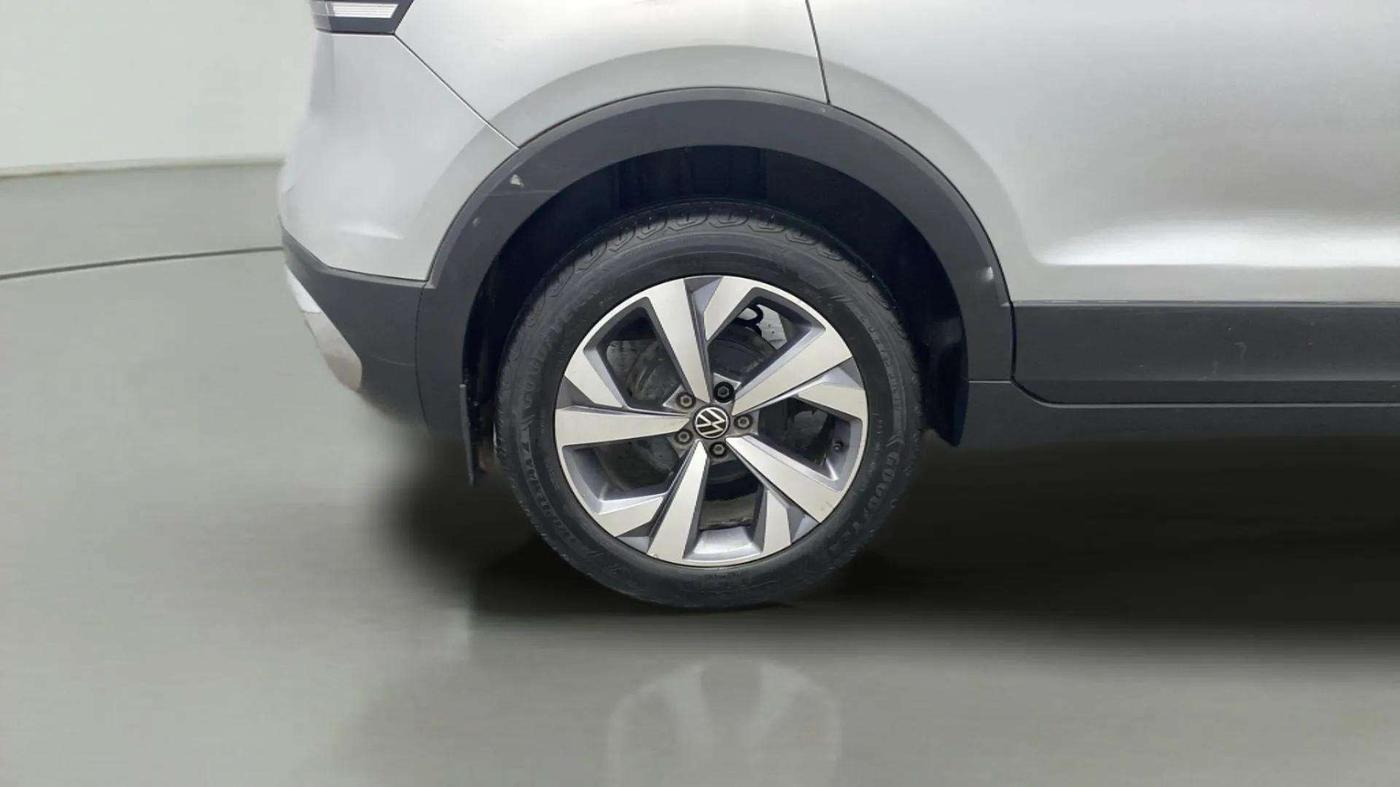 2022 Volkswagen TAIGUN TOPLINE 1.0 TSI MT, Petrol, Manual, 53,858 km, Right Rear Wheel