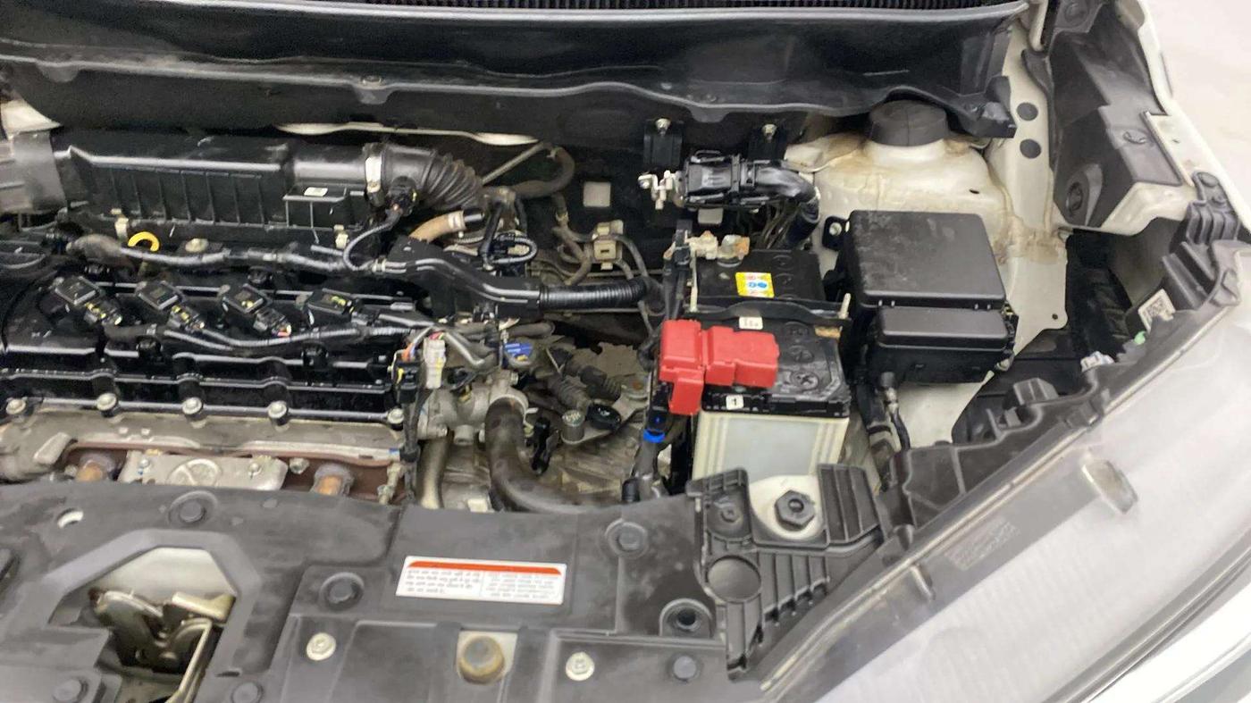 2021 Maruti XL6 ALPHA MT, Petrol, Manual, 44,774 km, Engine View - Left
