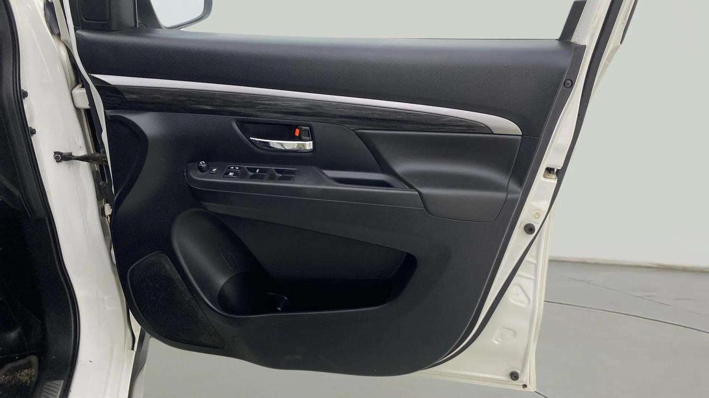 2021 Maruti XL6 ALPHA MT, Petrol, Manual, 44,774 km, Driver Side Door Panels Control
