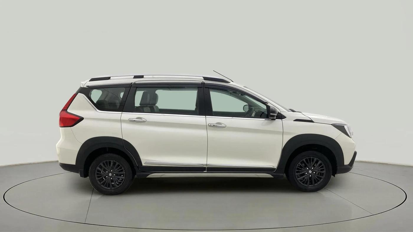 2021 Maruti XL6 ALPHA MT, Petrol, Manual, 44,774 km, Right Side View