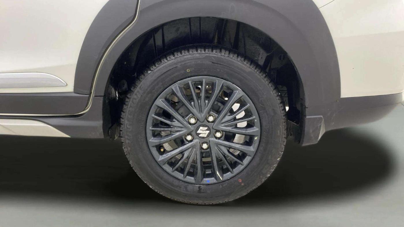 2021 Maruti XL6 ALPHA MT, Petrol, Manual, 44,774 km, Left Rear Wheel