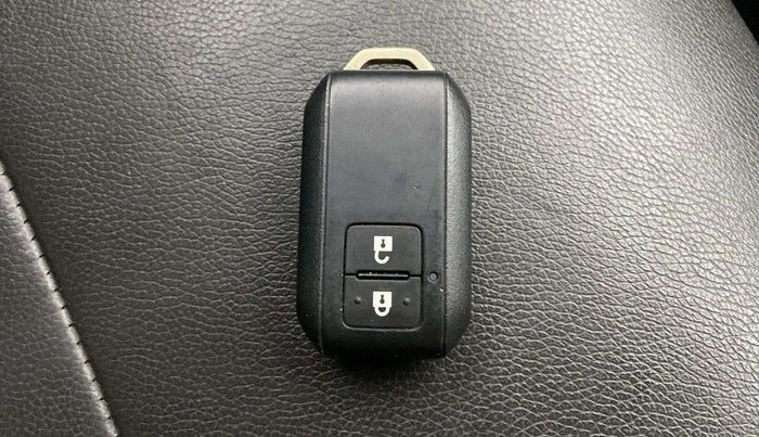2021 Maruti XL6 ALPHA MT, Petrol, Manual, 44,774 km, Key Close Up