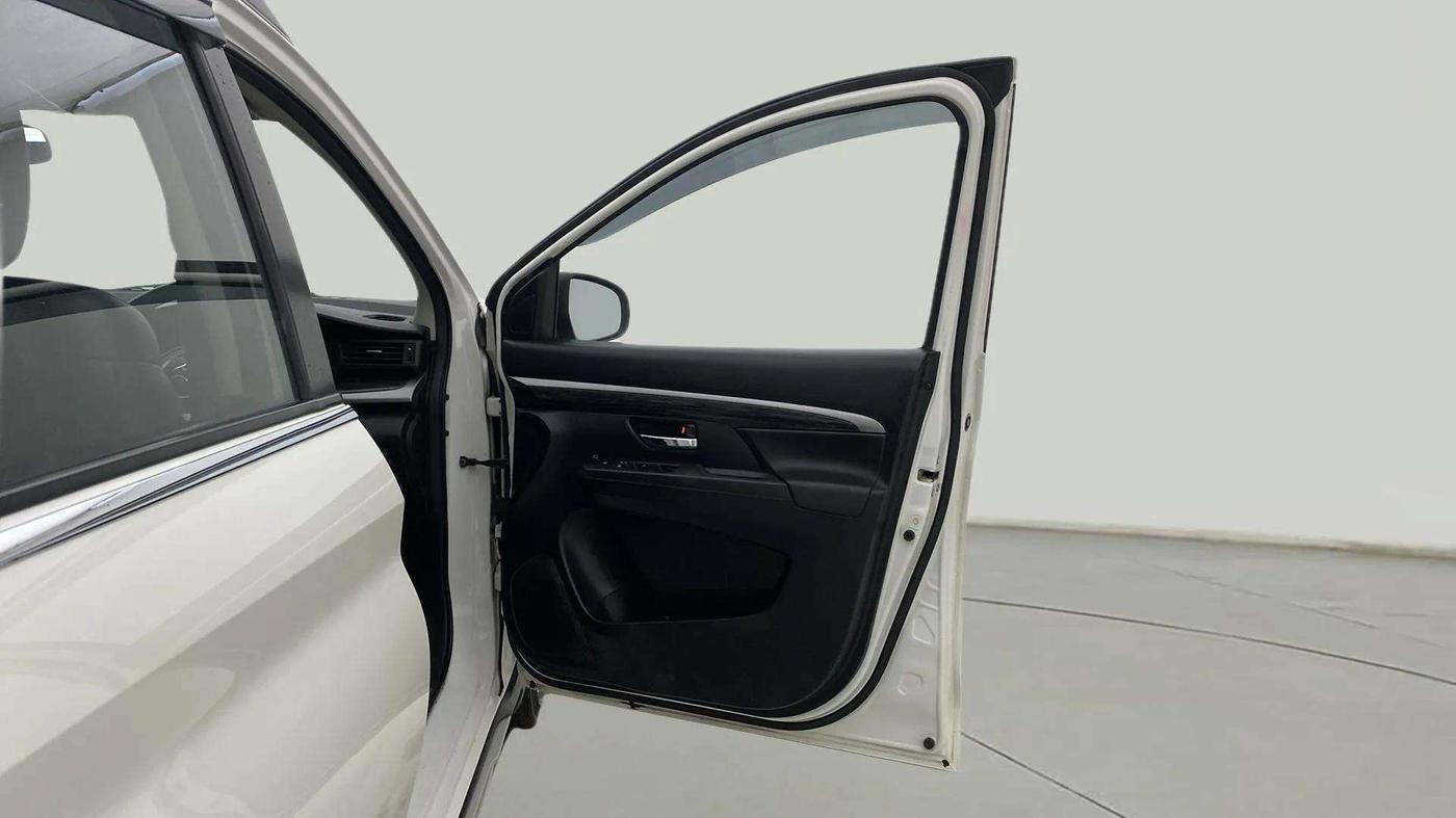 2021 Maruti XL6 ALPHA MT, Petrol, Manual, 44,774 km, RHS Front Door