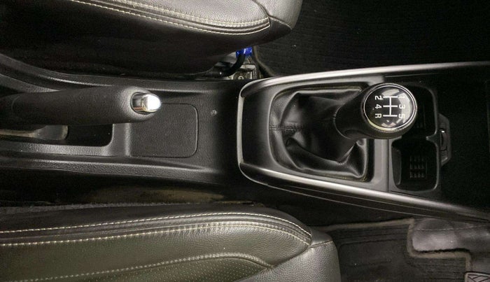 2021 Maruti XL6 ALPHA MT, Petrol, Manual, 44,774 km, Gear Lever