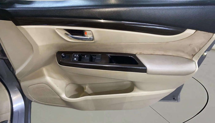 2017 Maruti Ciaz VDI+ SHVS, Diesel, Manual, 96,689 km, Driver Side Door Panels Control