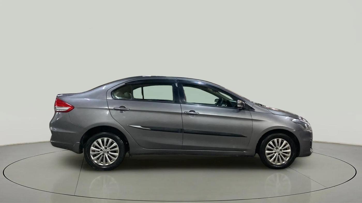 2017 Maruti Ciaz VDI+ SHVS, Diesel, Manual, 96,806 km, Right Side View
