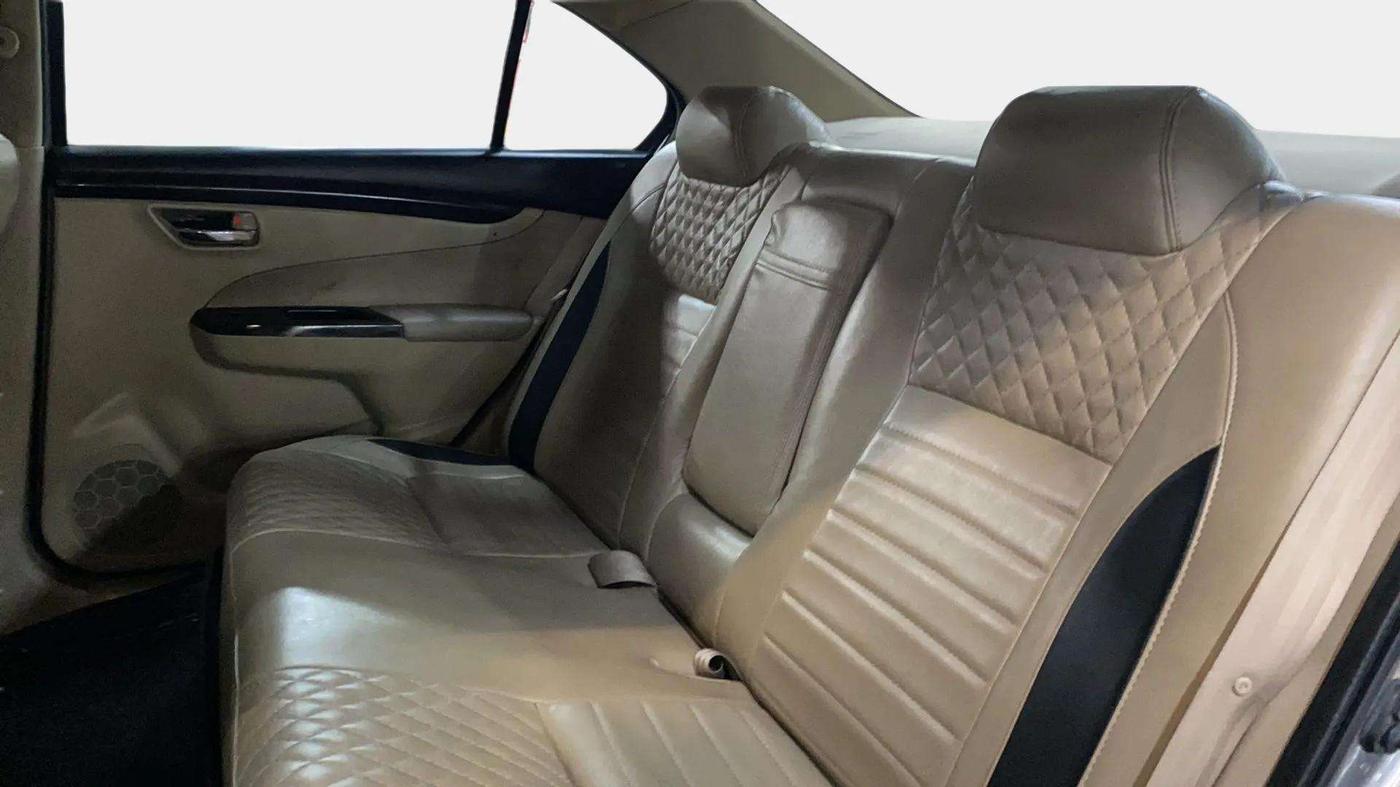 2017 Maruti Ciaz VDI+ SHVS, Diesel, Manual, 96,806 km, Right Side Rear Door Cabin