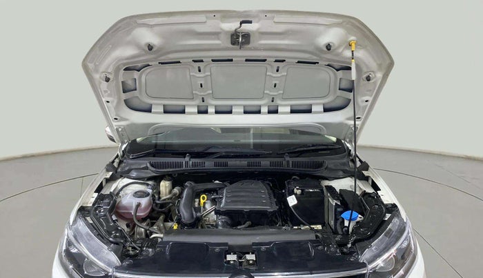 2024 Volkswagen VIRTUS Topline 1.0 TSI AT (Electric Seats), Petrol, Automatic, 31,785 km, Open Bonet