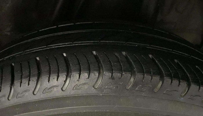 2015 Honda City 1.5L I-VTEC SV, Petrol, Manual, 68,724 km, Left Rear Tyre Tread