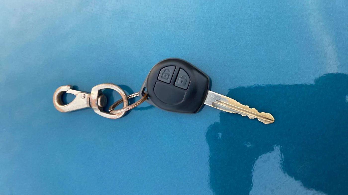 2012 Maruti Swift Dzire VXI, Petrol, Manual, 69,413 km, Key Close Up