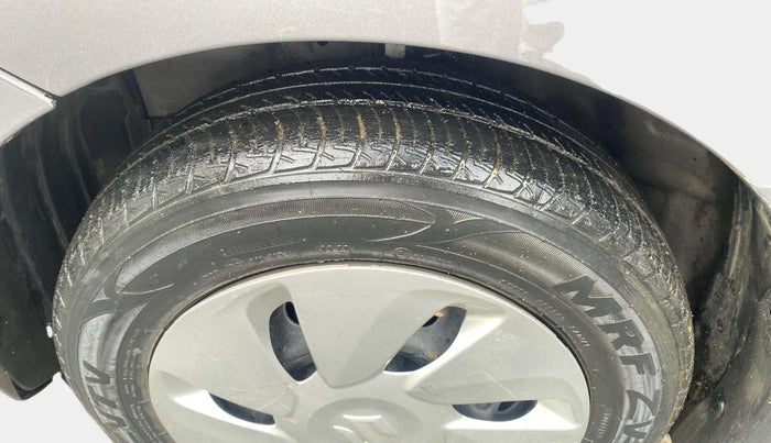 2016 Maruti Celerio VXI, Petrol, Manual, 61,574 km, Left Front Tyre Tread