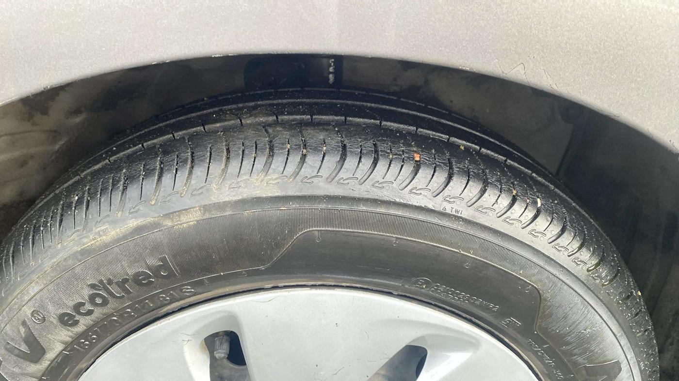 2016 Maruti Celerio VXI, Petrol, Manual, 61,574 km, Right Front Tyre Tread