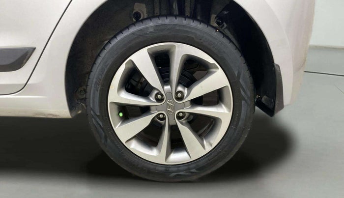 2015 Hyundai Elite i20 SPORTZ 1.2 (O), Petrol, Manual, 23,708 km, Left Rear Wheel