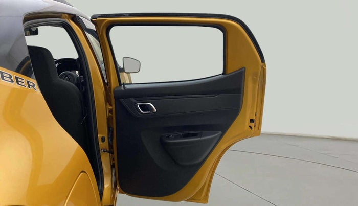 2022 Renault Kwid CLIMBER MT 1.0, Petrol, Manual, 9,393 km, RHS Rear Door