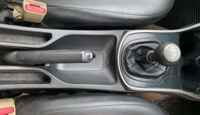 2017 Honda City 1.5L I-DTEC ZX, Diesel, Manual, 51,960 km, Gear Lever