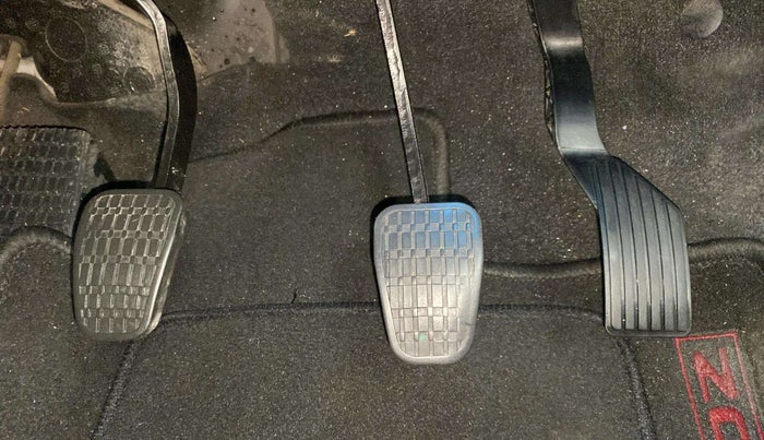 2022 Tata ALTROZ XZ PLUS PETROL DARK EDITION, Petrol, Manual, 31,352 km, Pedals