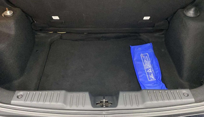 2022 Tata ALTROZ XZ PLUS PETROL DARK EDITION, Petrol, Manual, 31,352 km, Boot Open Zoomed View