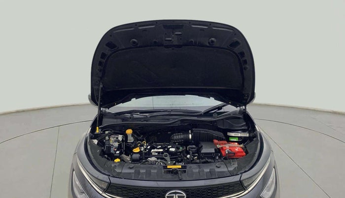 2022 Tata ALTROZ XZ PLUS PETROL DARK EDITION, Petrol, Manual, 31,352 km, Open Bonet
