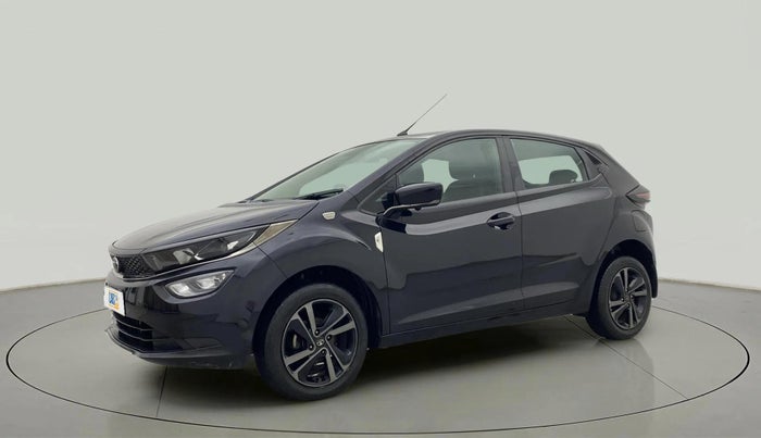 2022 Tata ALTROZ XZ PLUS PETROL DARK EDITION, Petrol, Manual, 31,352 km, Left Front Diagonal