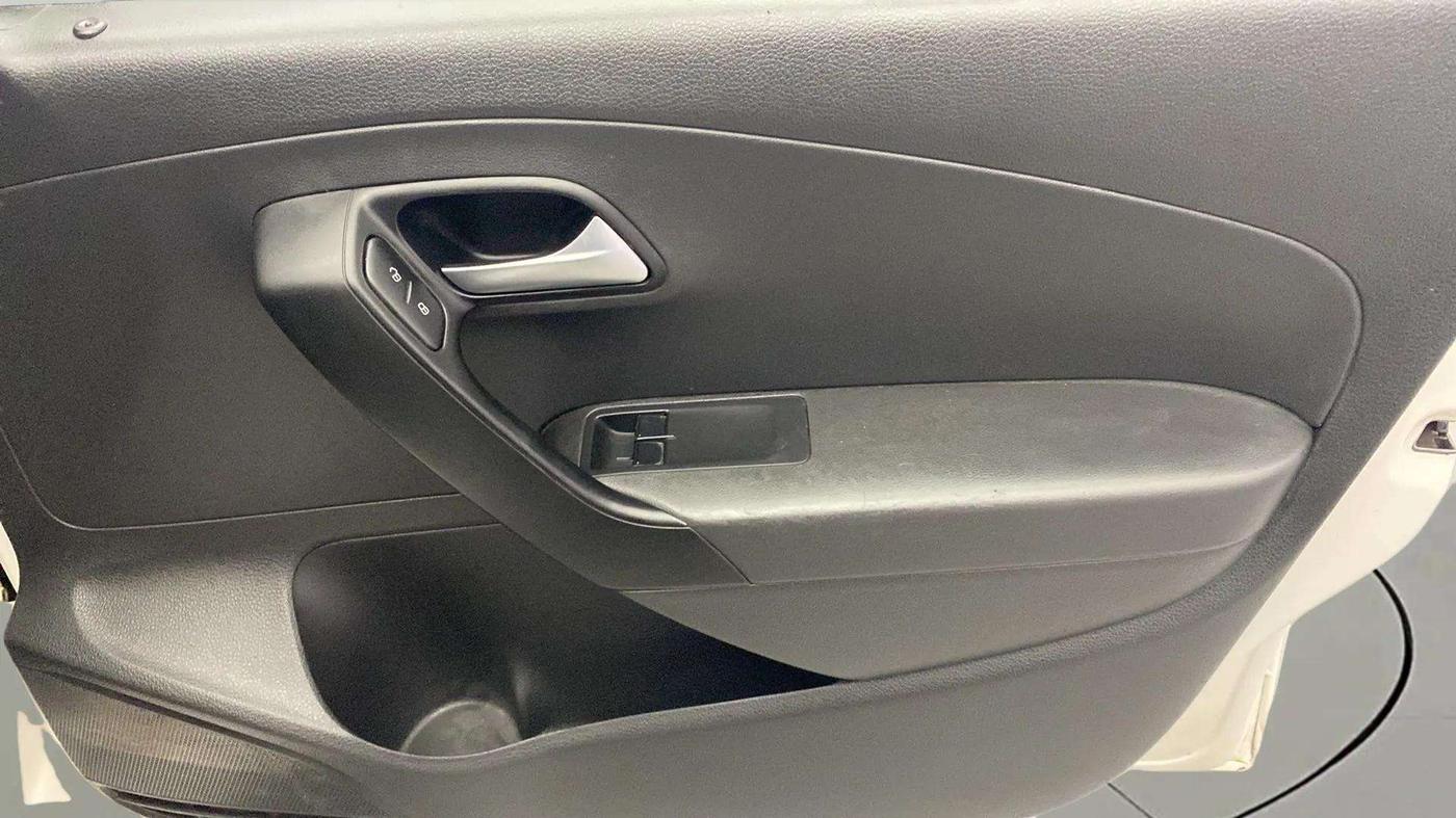 2019 Volkswagen Ameo TRENDLINE 1.0L, Petrol, Manual, 54,821 km, Driver Side Door Panels Control