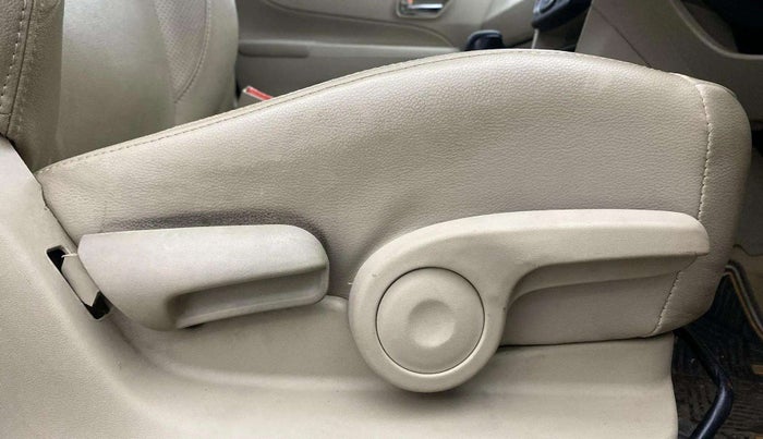 2018 Maruti Ciaz ALPHA  AT 1.5 SHVS PETROL, Petrol, Automatic, 53,722 km, Driver Side Adjustment Panel