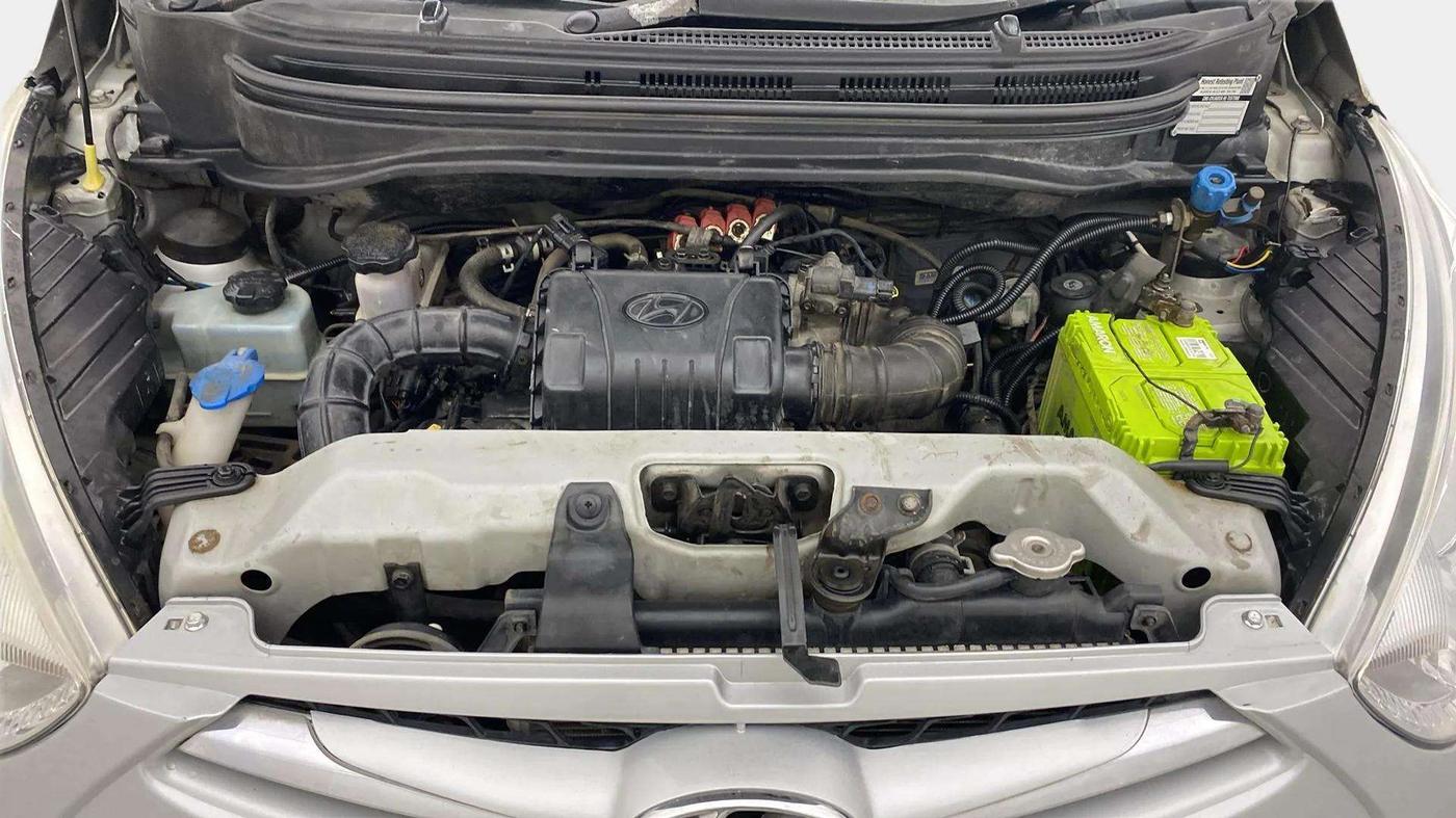 2018 Hyundai Eon ERA +, CNG, Manual, 1,31,220 km, Engine View