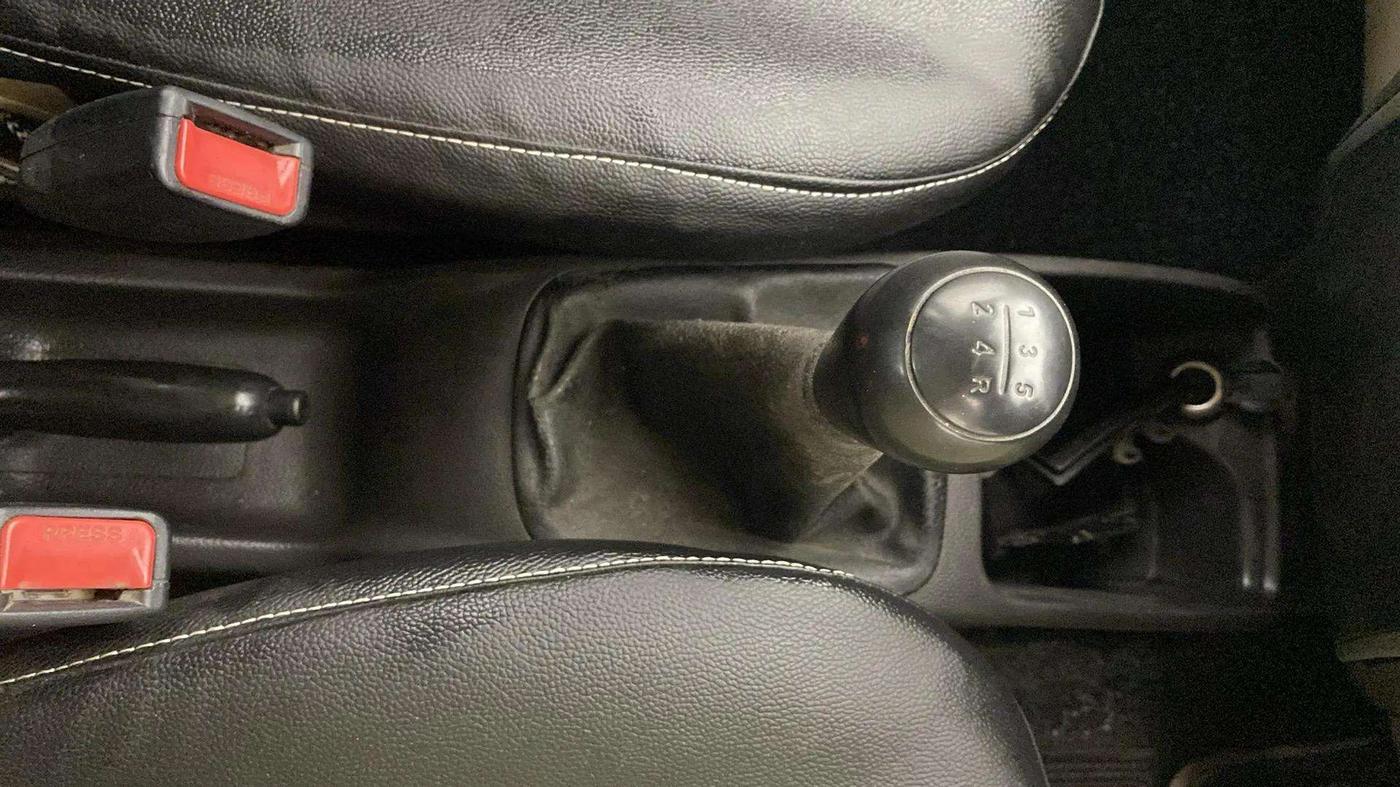 2018 Hyundai Eon ERA +, CNG, Manual, 1,31,220 km, Gear Lever