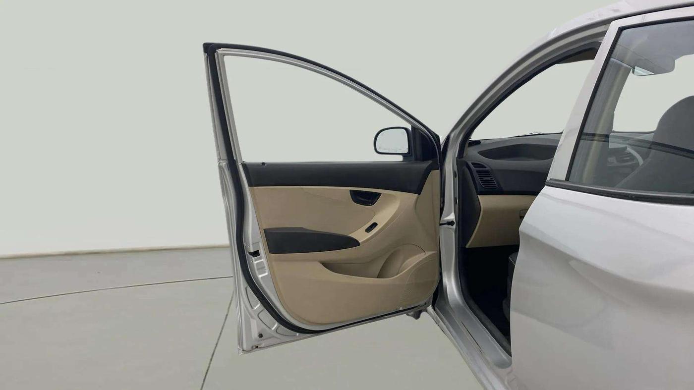 2018 Hyundai Eon ERA +, CNG, Manual, 1,31,220 km, LHS Front Door